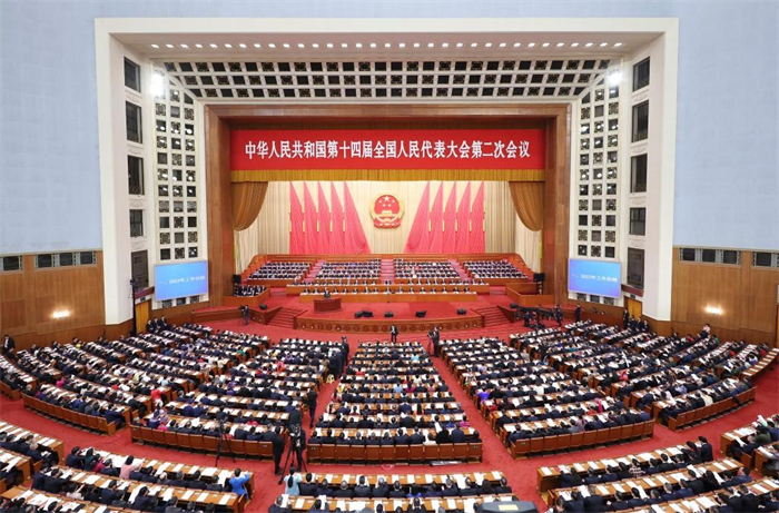 天下人大代表高纪凡现场听取《政府事情报告》：倍感振奋！备受鼓舞！倍增劲头！ | 德赢vwin